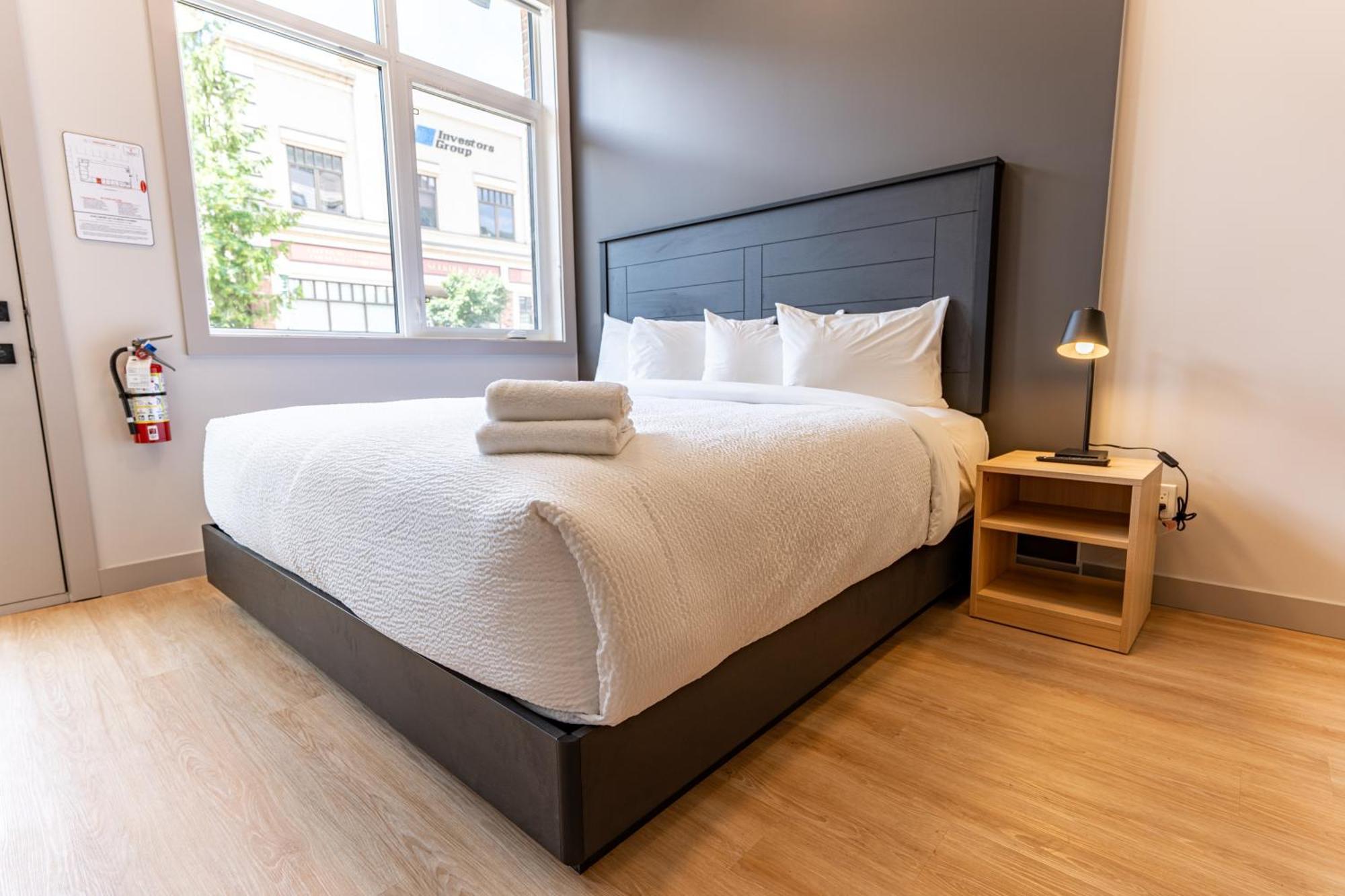Basecamp Suites Revelstoke Zimmer foto