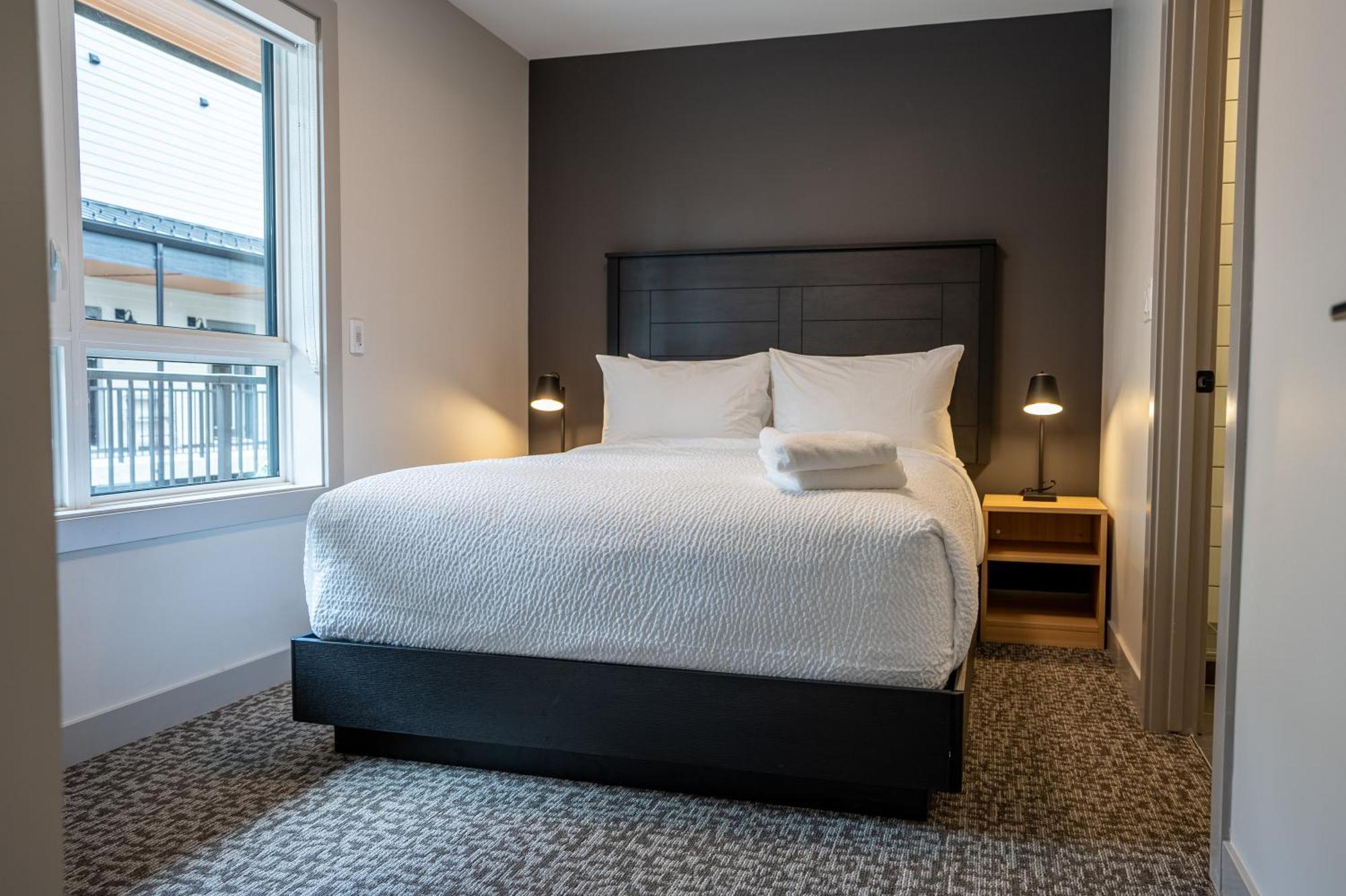 Basecamp Suites Revelstoke Zimmer foto