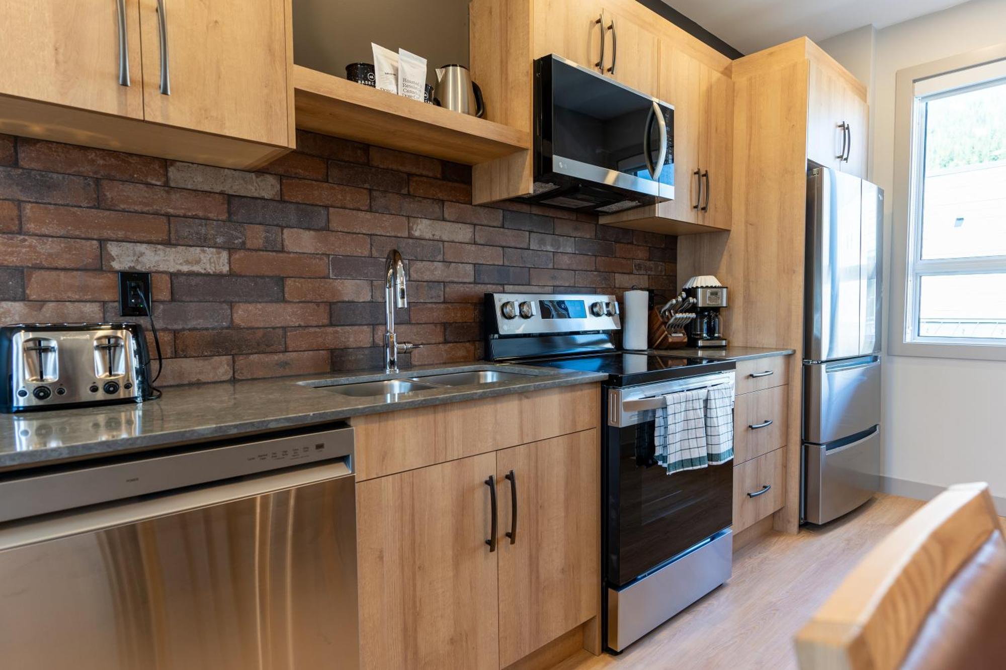 Basecamp Suites Revelstoke Zimmer foto