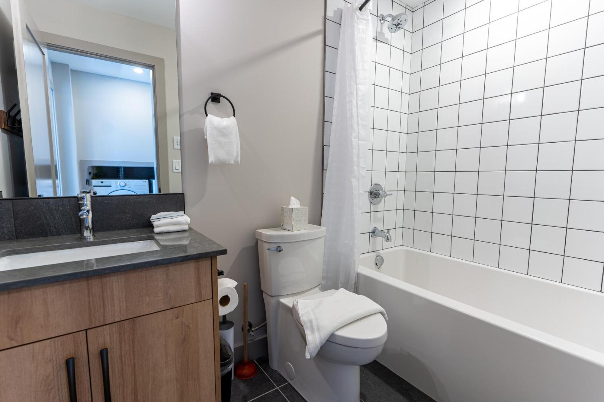 Basecamp Suites Revelstoke Zimmer foto